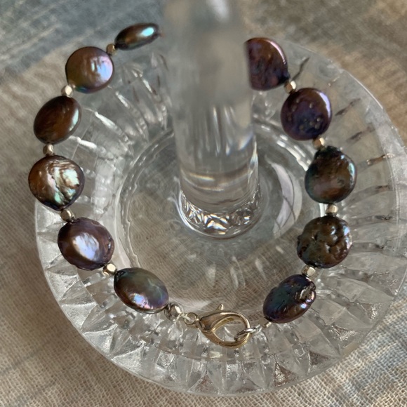 NWOT Coin Pearl Bracelet - Picture 5 of 5